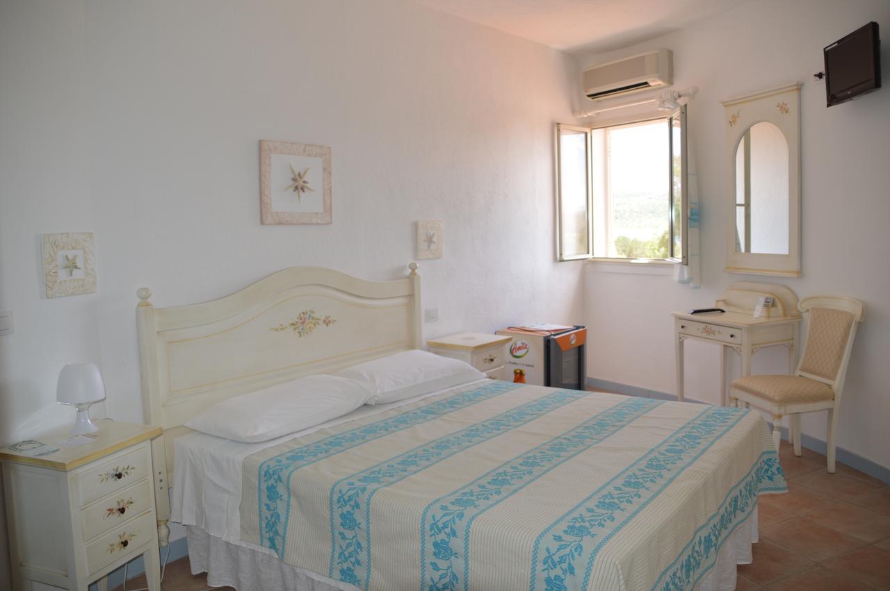 Hotel Il Timone Кугнана Екстер'єр фото