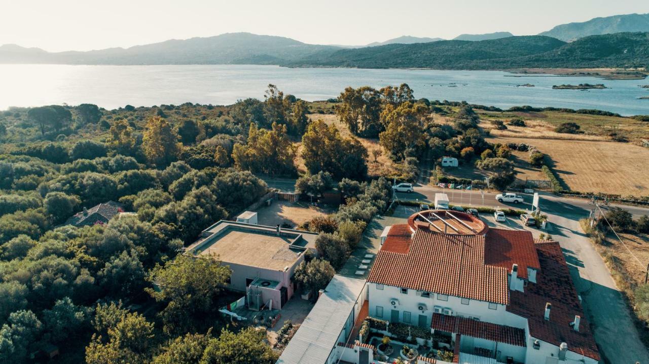 Hotel Il Timone Кугнана Екстер'єр фото